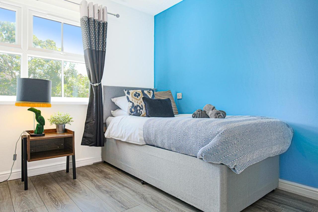 Delightful 2 Bed Apartment For Bicester Outlet Shopping By Platinum Key Properties Exterior photo